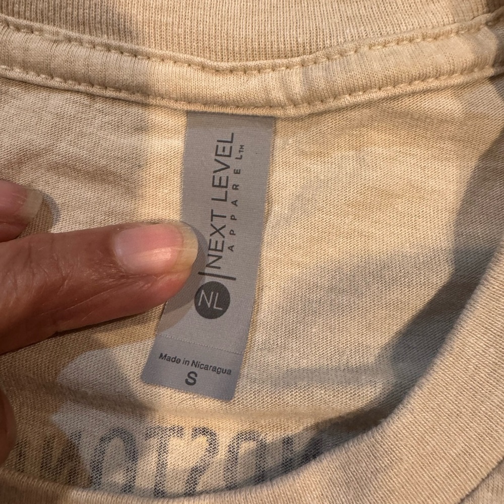Preowned tee - Picture 3 of 5